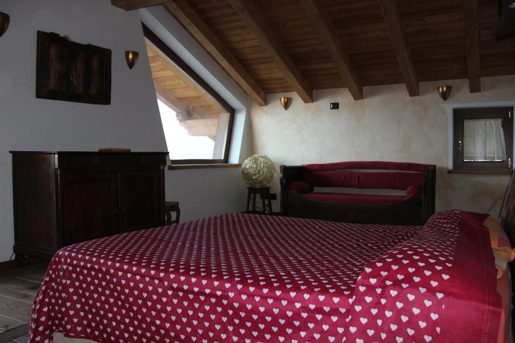 Villa La Tour Nus Camera foto